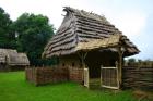 VILLA NOVA UHNOV ARCHEOLOGICK SKANZEN 
(klikni pro zvten)