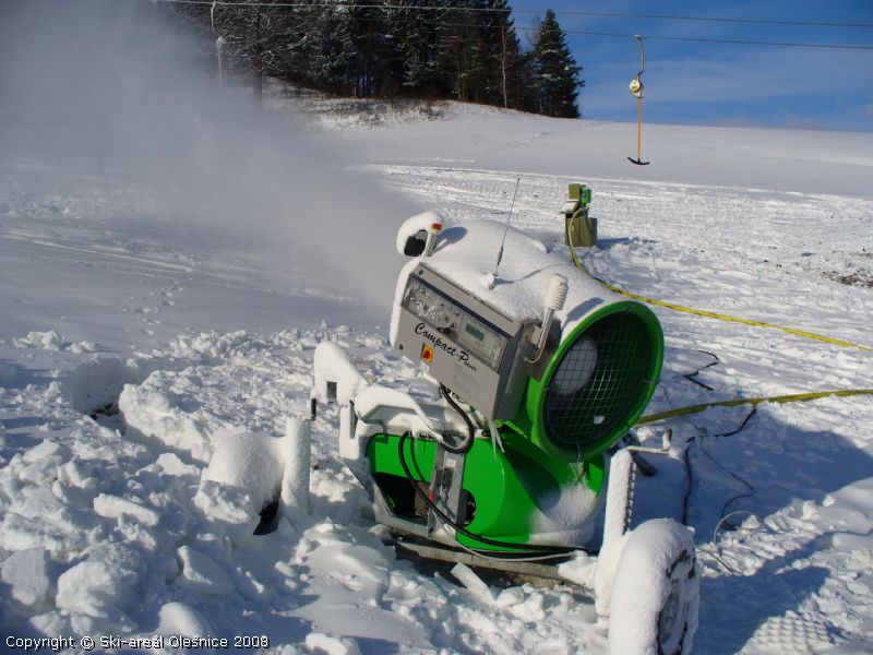 SKI - AREL OLENICE NA MORAV