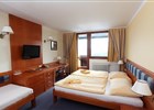 HORSK HOTEL SOL *** VE VELKCH KARLOVICCH 
(klikni pro zvten)