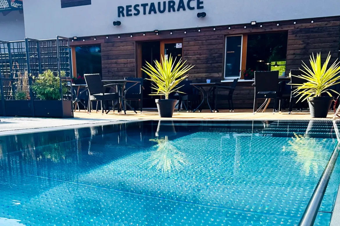 PENSION CHATA POD LYSOU - MALENOVICE