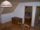 Penzion Beskýdek II - horní společenská místnost 
(klikni pro zvětšení)