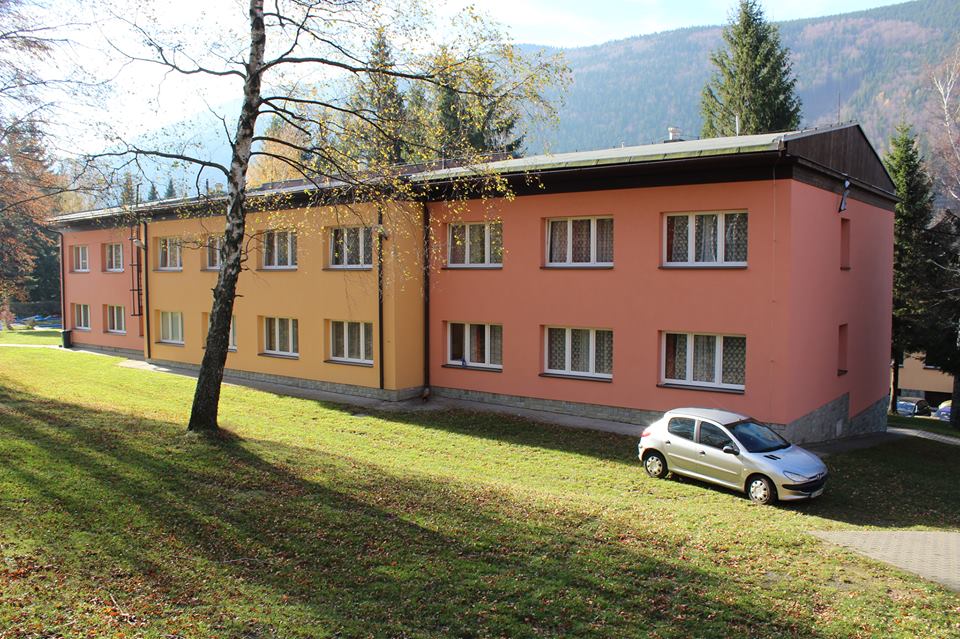 HOTEL-PENZION U PEHRADY NA MORVCE