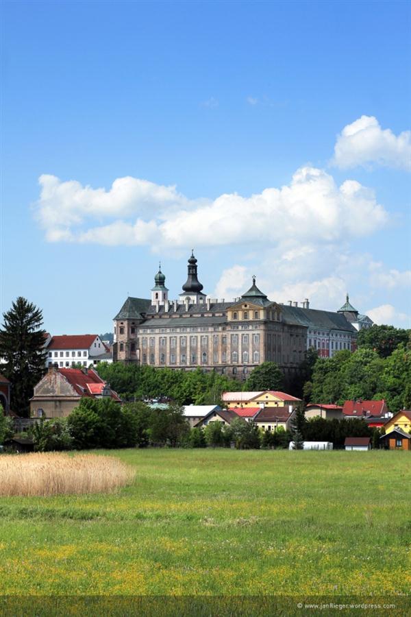 Benediktinsk� kl�ter