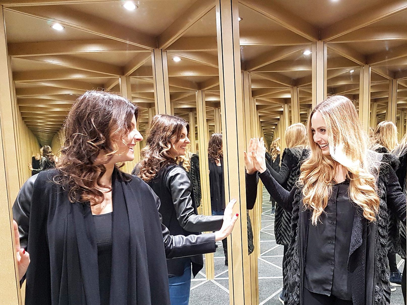 ZRACADLOV� LABYRINT - L�BEZNICE U PRAHY