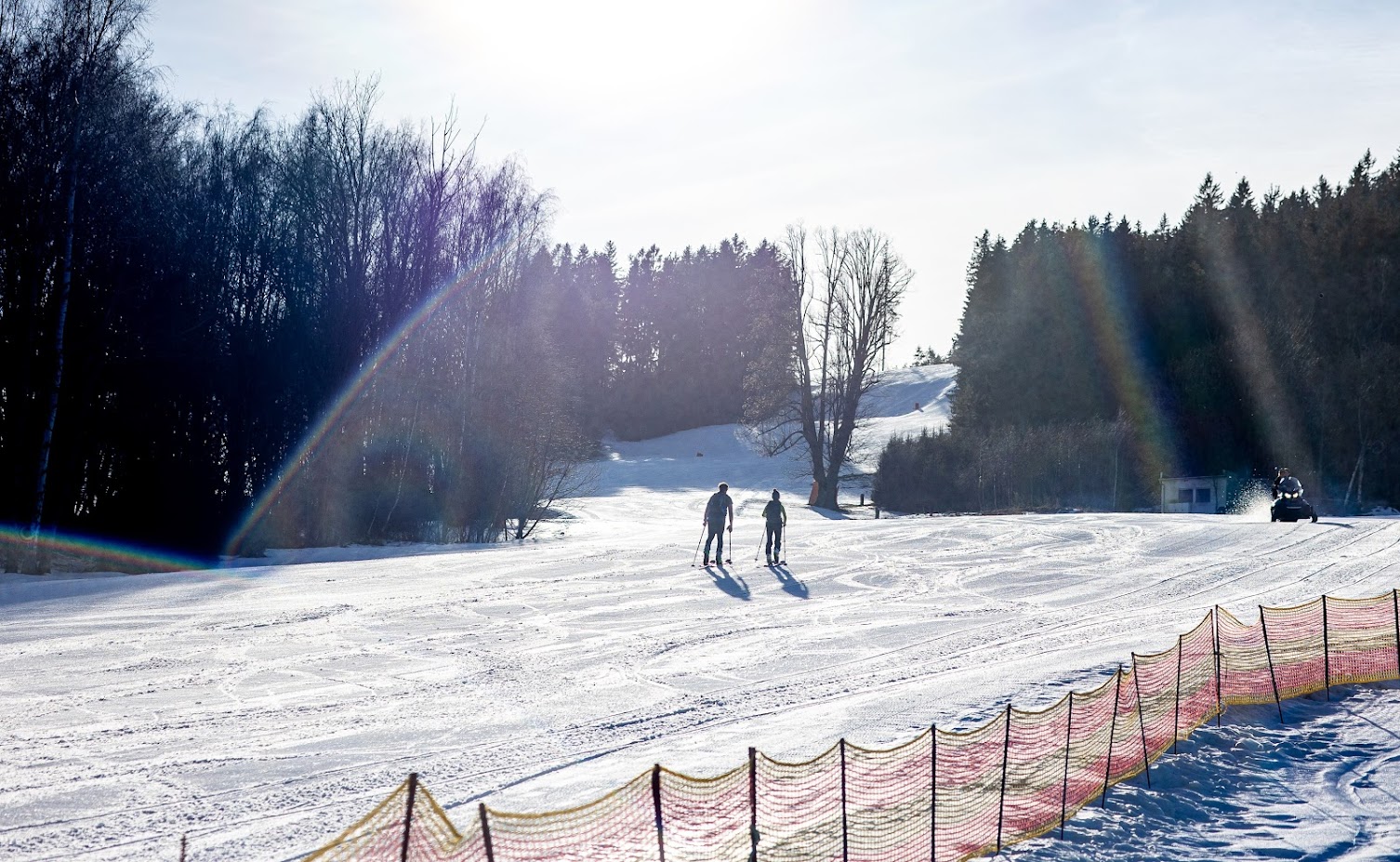 SKIARE�L LIPNO