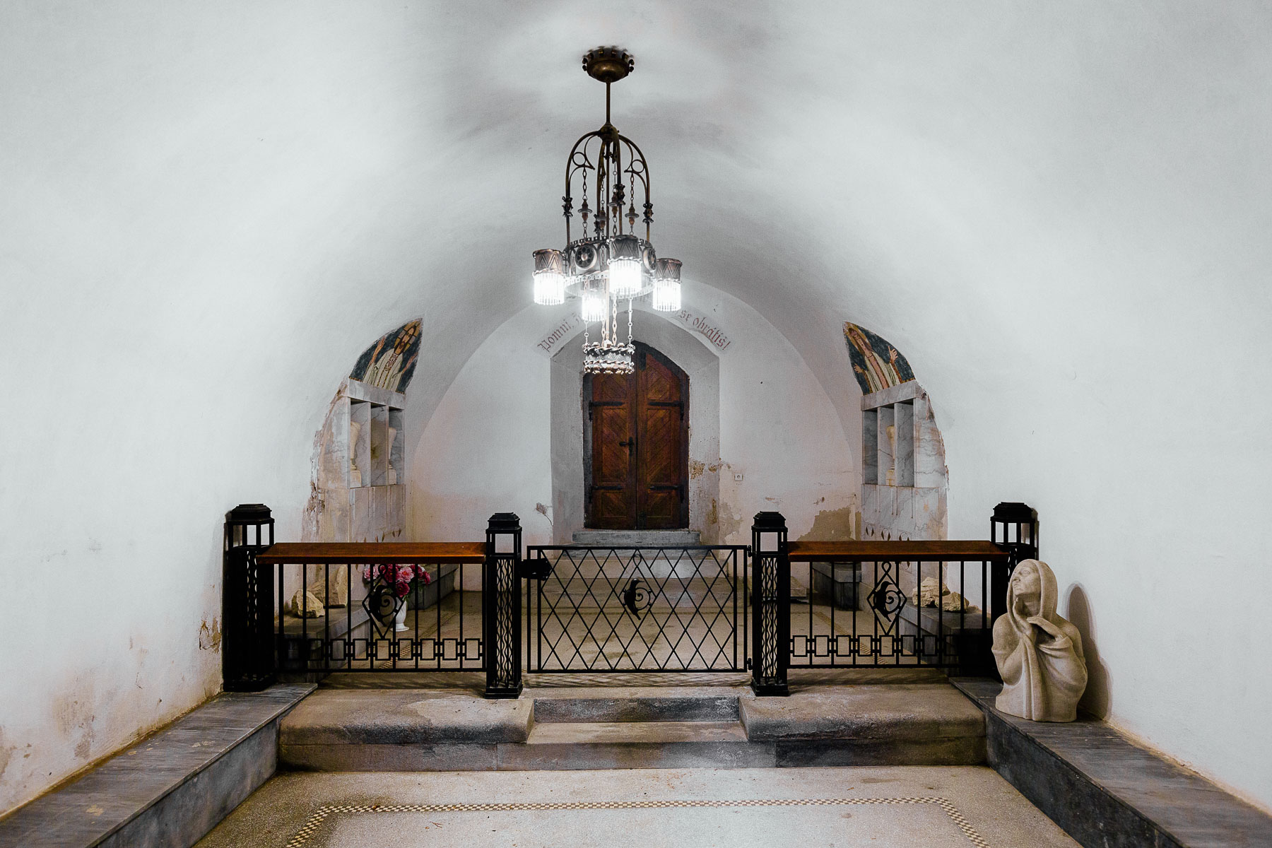 HRAD KOKO��N  (NKP)