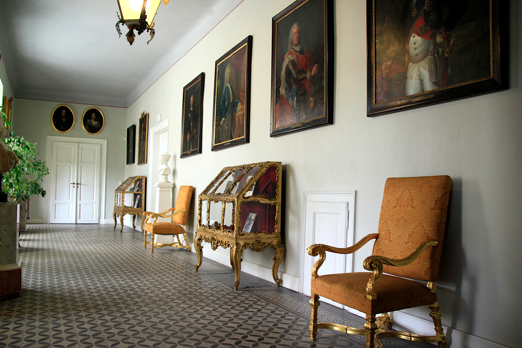 Z�MEK HO�OVICE (NKP)