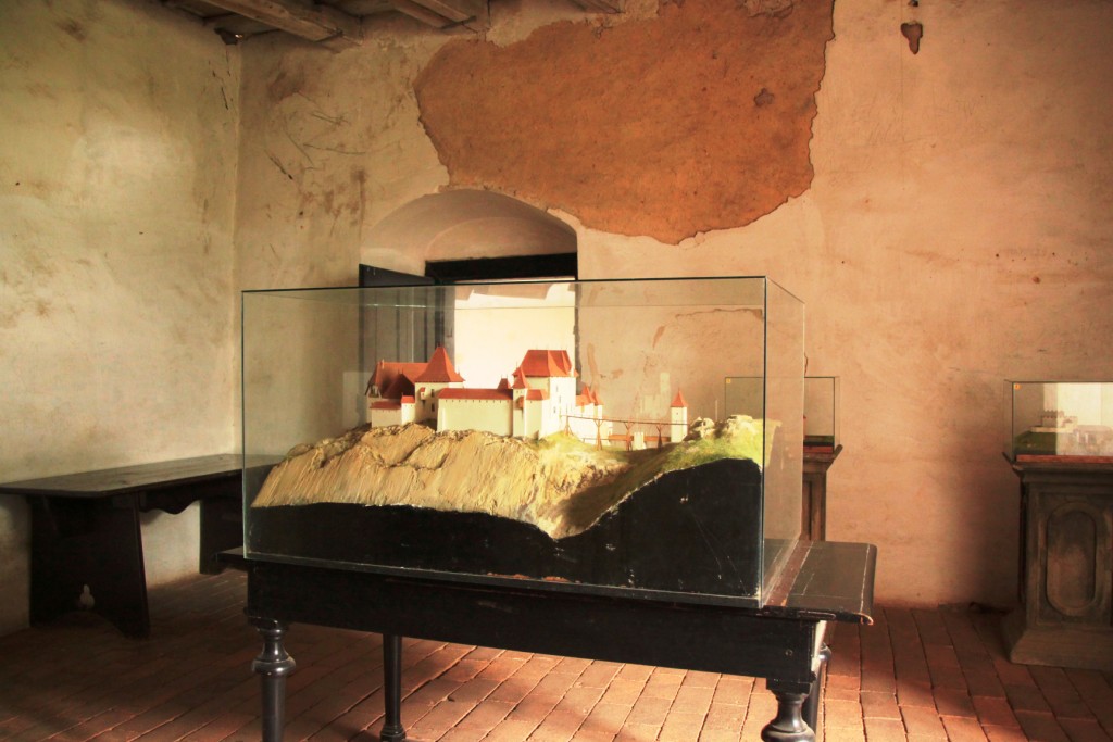 HRAD TO�N�K (NKP)