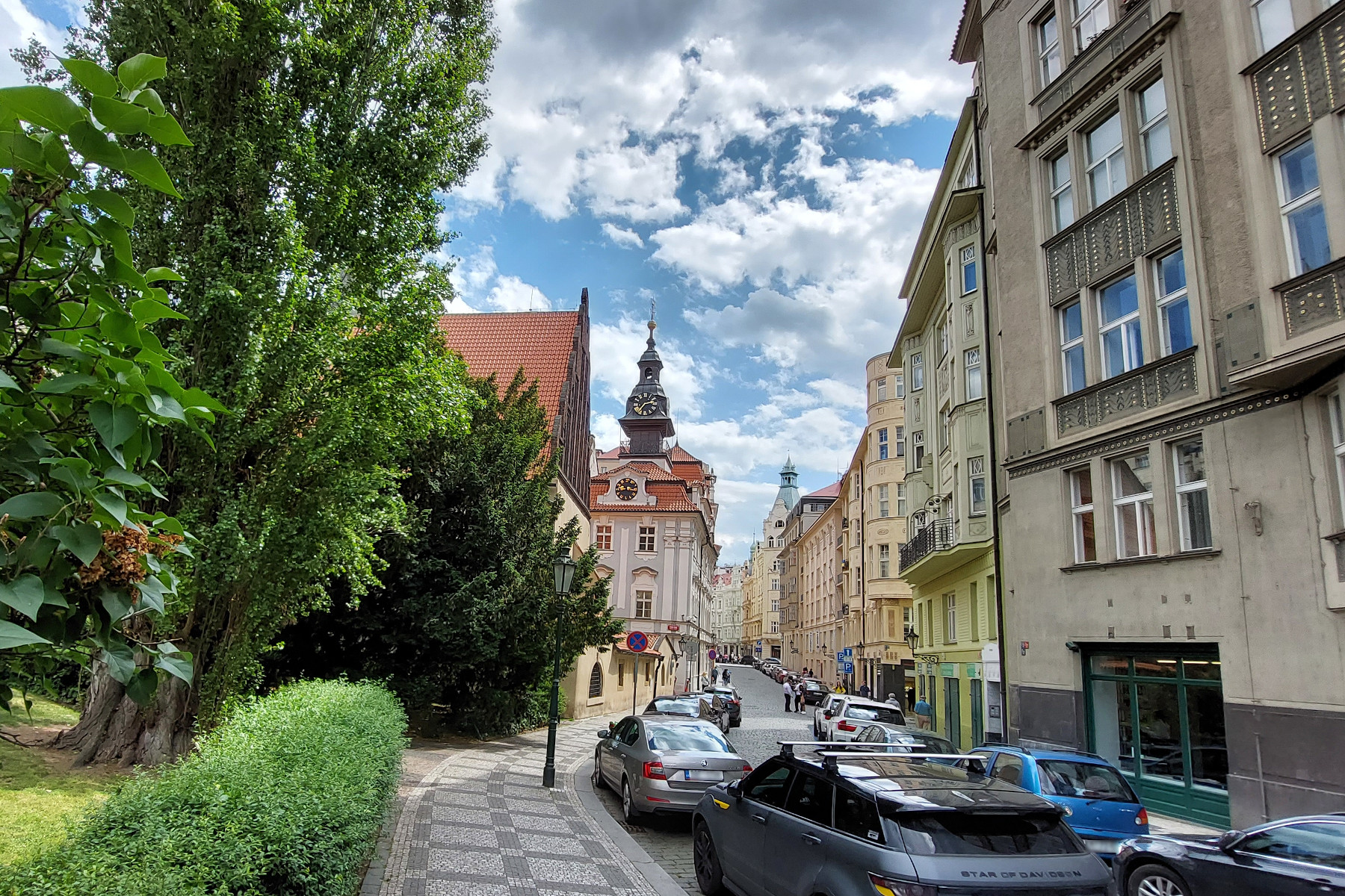 �IDOVSK� PAM�TKY V PRAZE