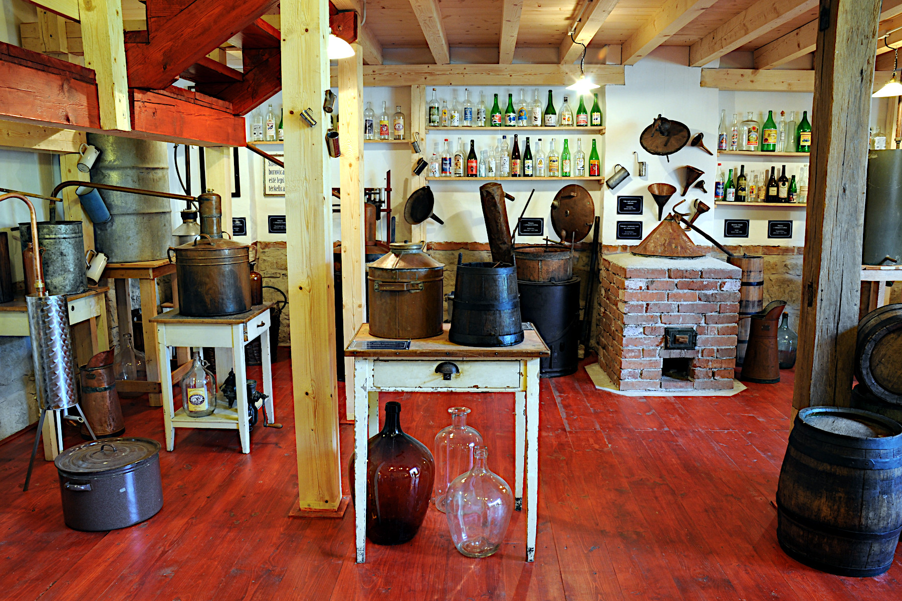 MUZEUM LIDOV�CH P�LENIC VL�NOV
