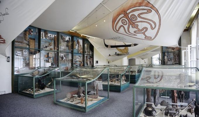 N�PRSTKOVO MUZEUM ASIJSK�CH, AFRICK�CH A AMERICK�CH KULTUR - PRAHA STAR� M�STO