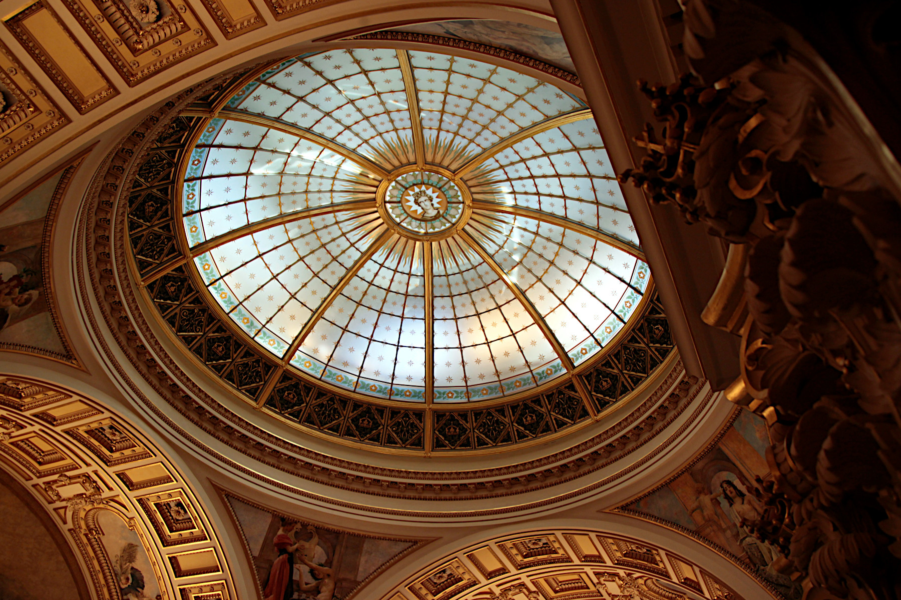 N�RODN� MUZEUM - PRAHA NOV� M�STO