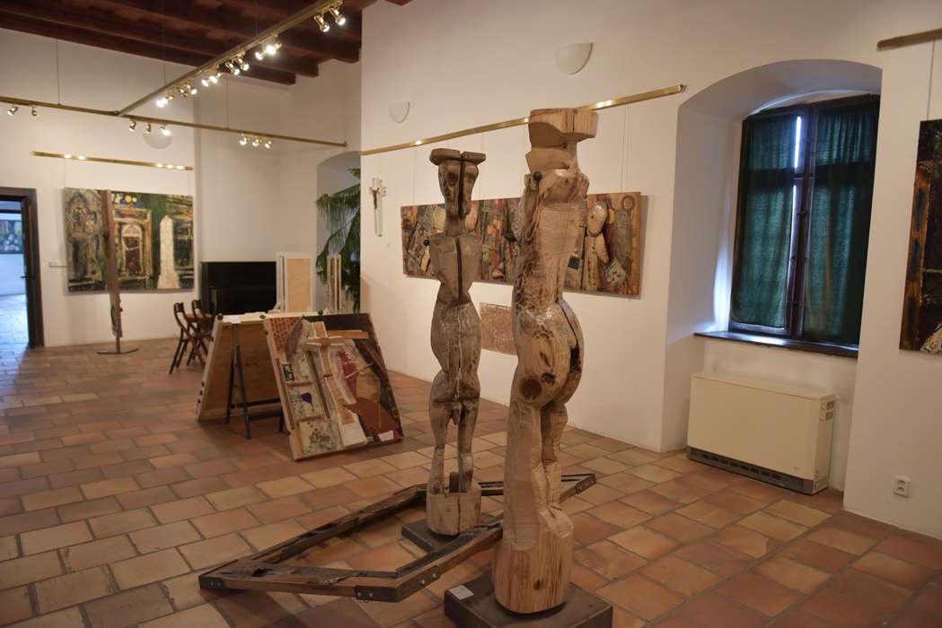 M�STSK� PAL�C TEMPL MLAD� BOLESLAV