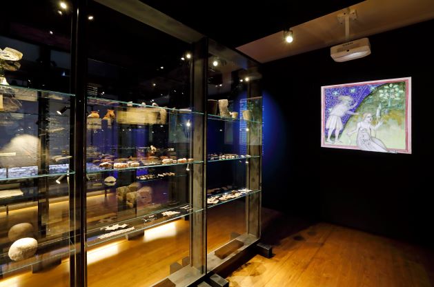 DM U ZLATHO PRSTENU - PRAHA STAR MSTO