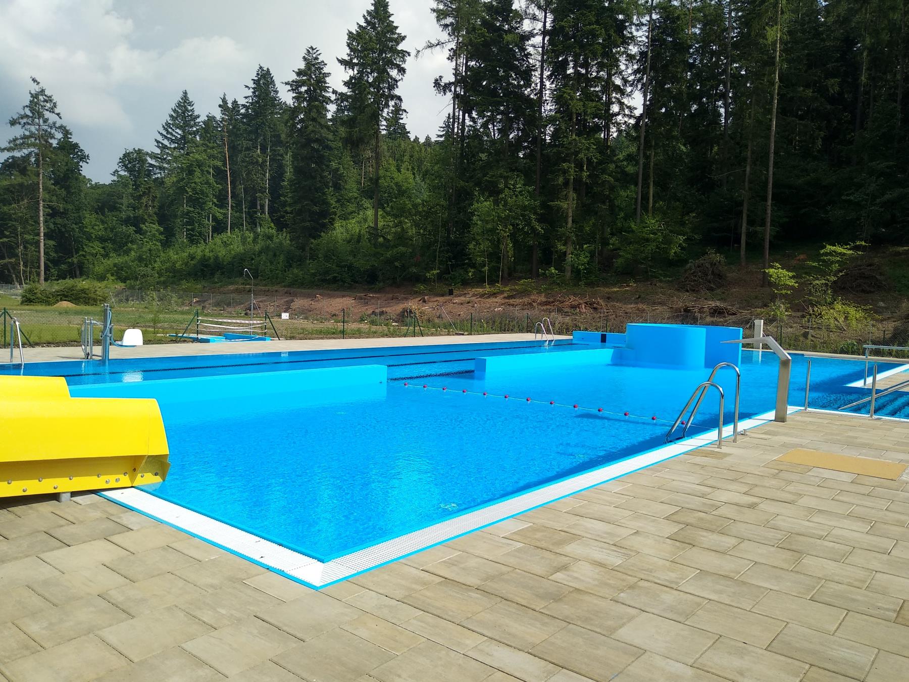 KOUPALI�T� K�TINY