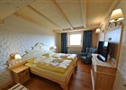 HORSK HOTEL SOL *** VE VELKCH KARLOVICCH 
(klikni pro zvten)