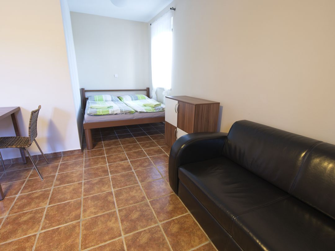PENZION RO�MBERK - LU�NICE