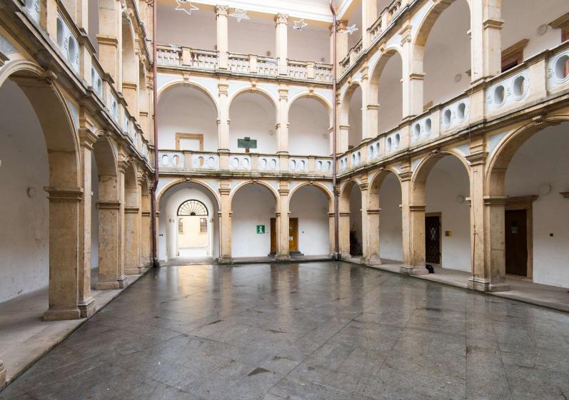 INFORMA�N� CENTRUM - JI��N