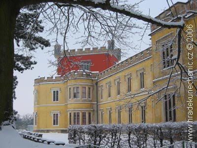 Celkov� pohled na z�mek