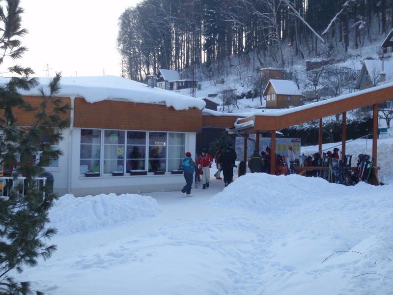 SKI ARE�L PEKL�K �ESK� T�EBOV�