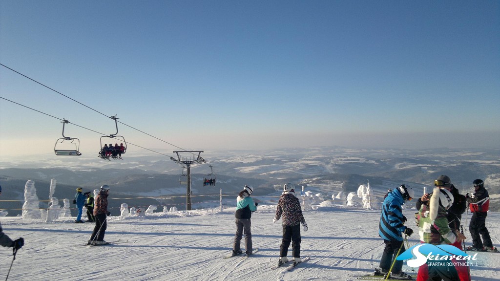 SKIARE�L STUDENOV ROKYTNICE NAD JIZEROU