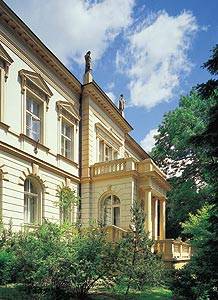 OKRESN� KNIHOVNA V TEPLIC�CH