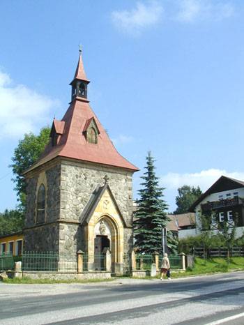 KAPLE SV. AL�B�TY V HARRACHOV�