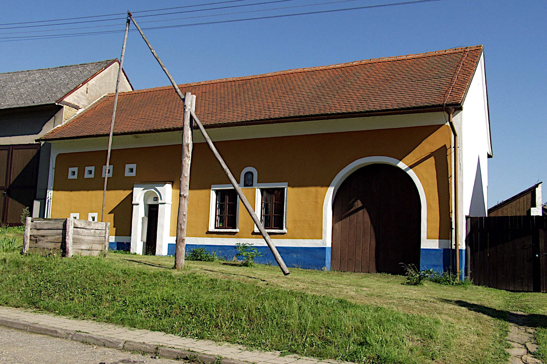 SOUBOR LIDOV�CH STAVEB V TOPOLN�