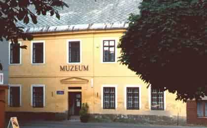MUZEUM VE VYSOK�M NAD JIZEROU