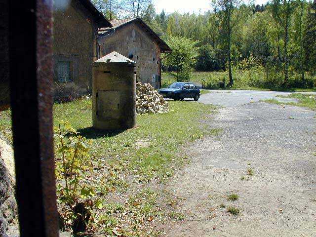 PODZEMN� LETECK� TOV�RNY Z II. SV�TOV� V�LKY V RAB�TEJN� U SRBSK� KAMENICE