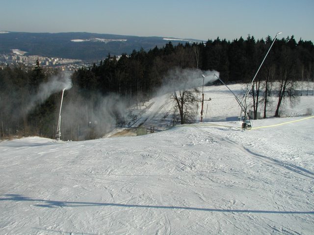 SKIARE�L BLANSKO - HO�ICE