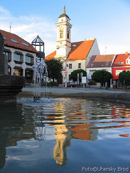 Ka�na a radnice
