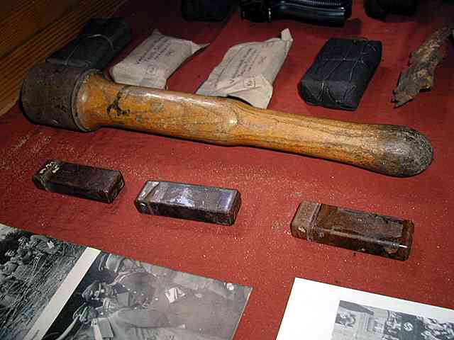 MUZEUM OPEVN�N� �ESKOSLOVENSKA U K�͎OV�HO BUKU